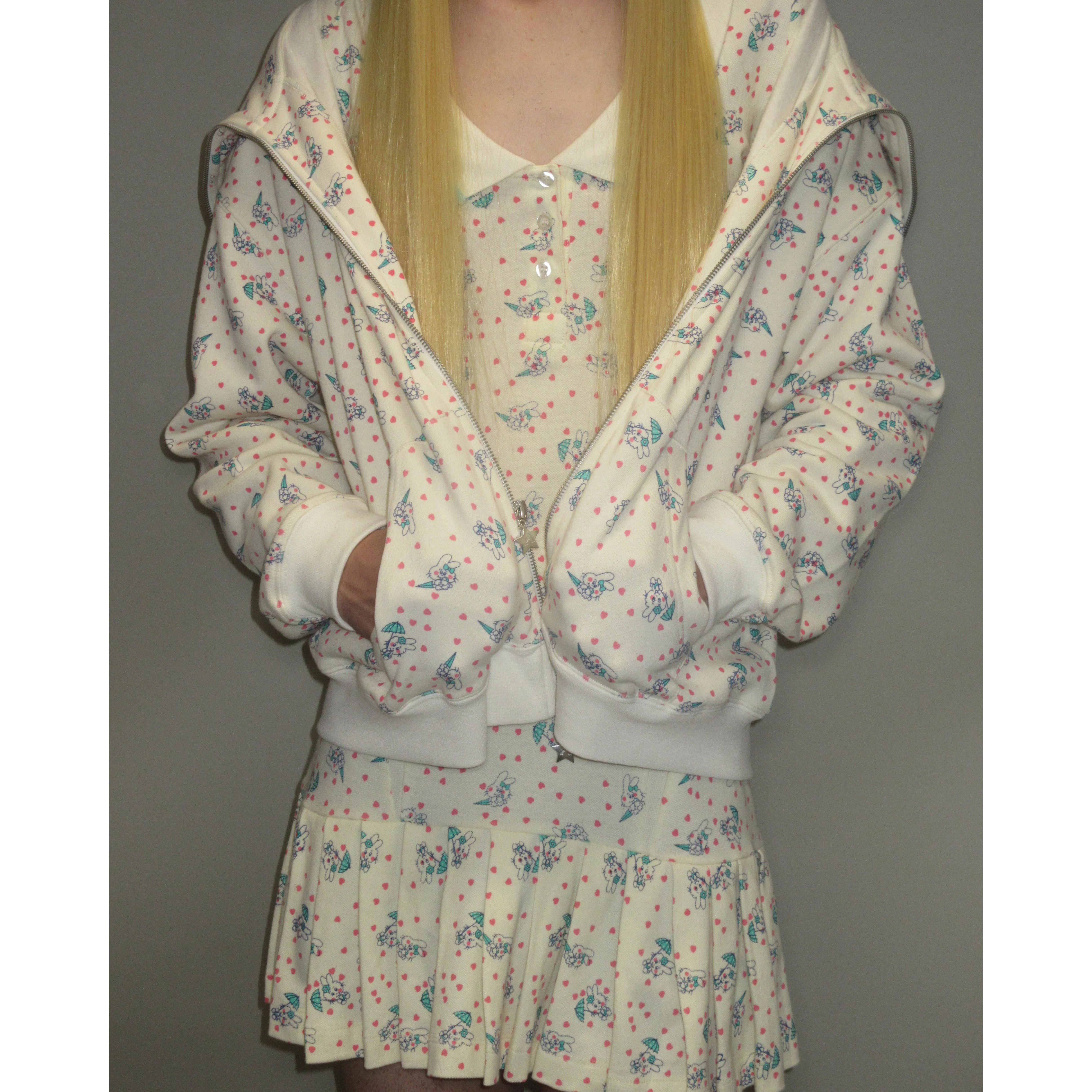 BUNNY BUTTERFLY HOODIE - Image 3