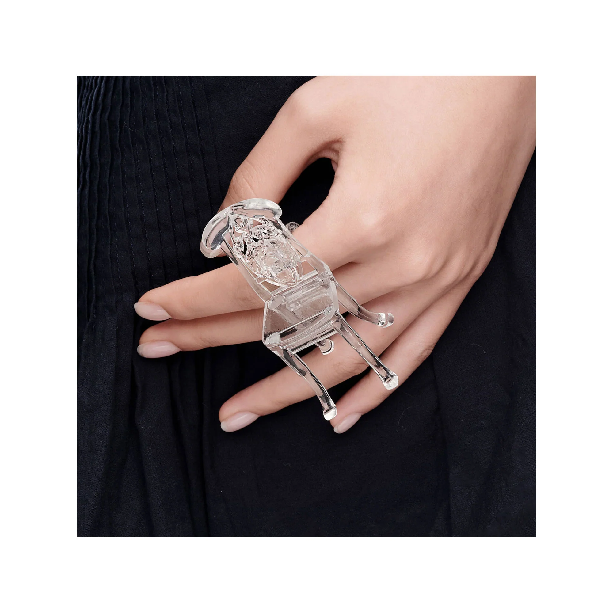 TRANSPARENT ASHLEY WILLIAMS X YVMIN CHAIR RING - Image 2