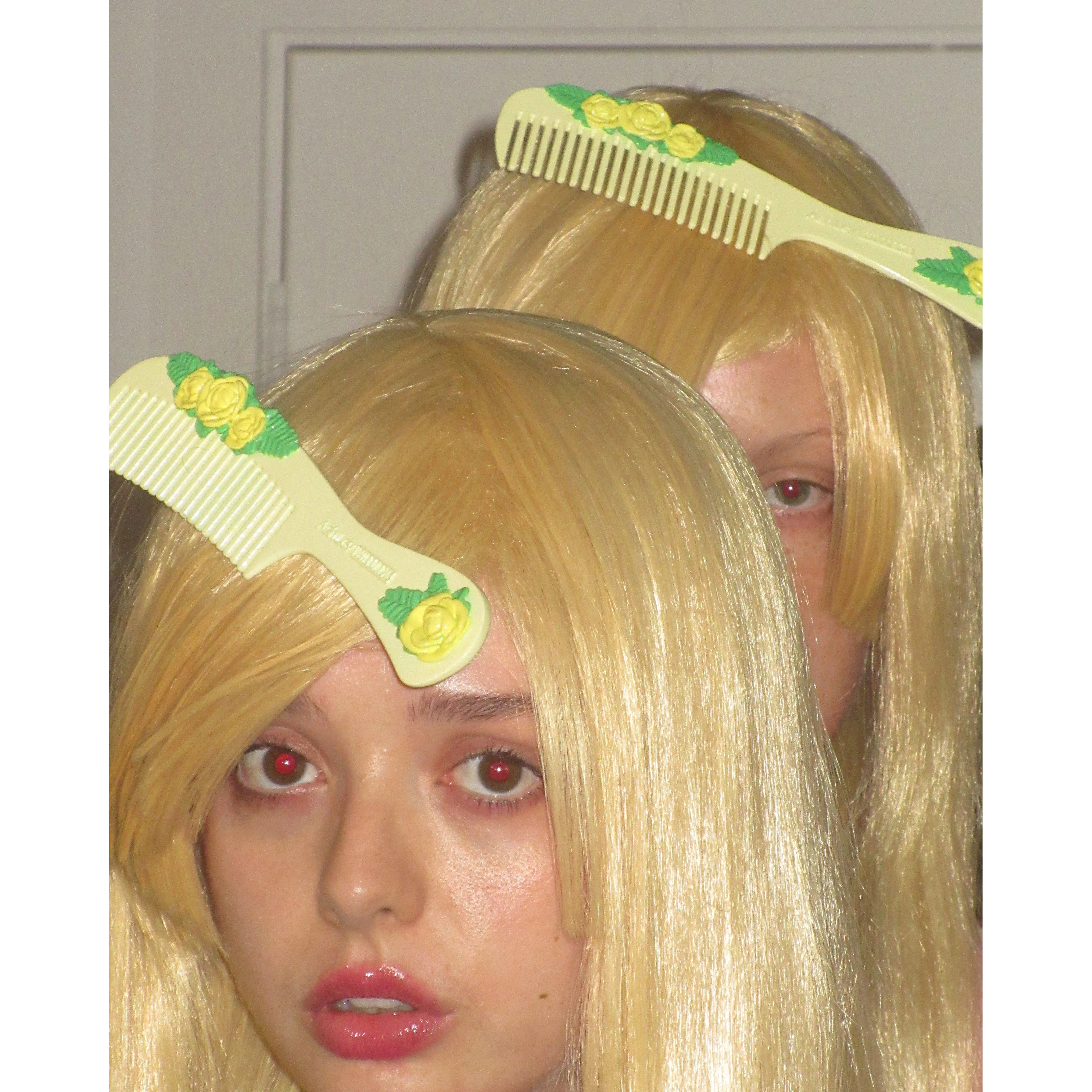 YELLOW FLOWER COMB HAIR CLIP - Image 2
