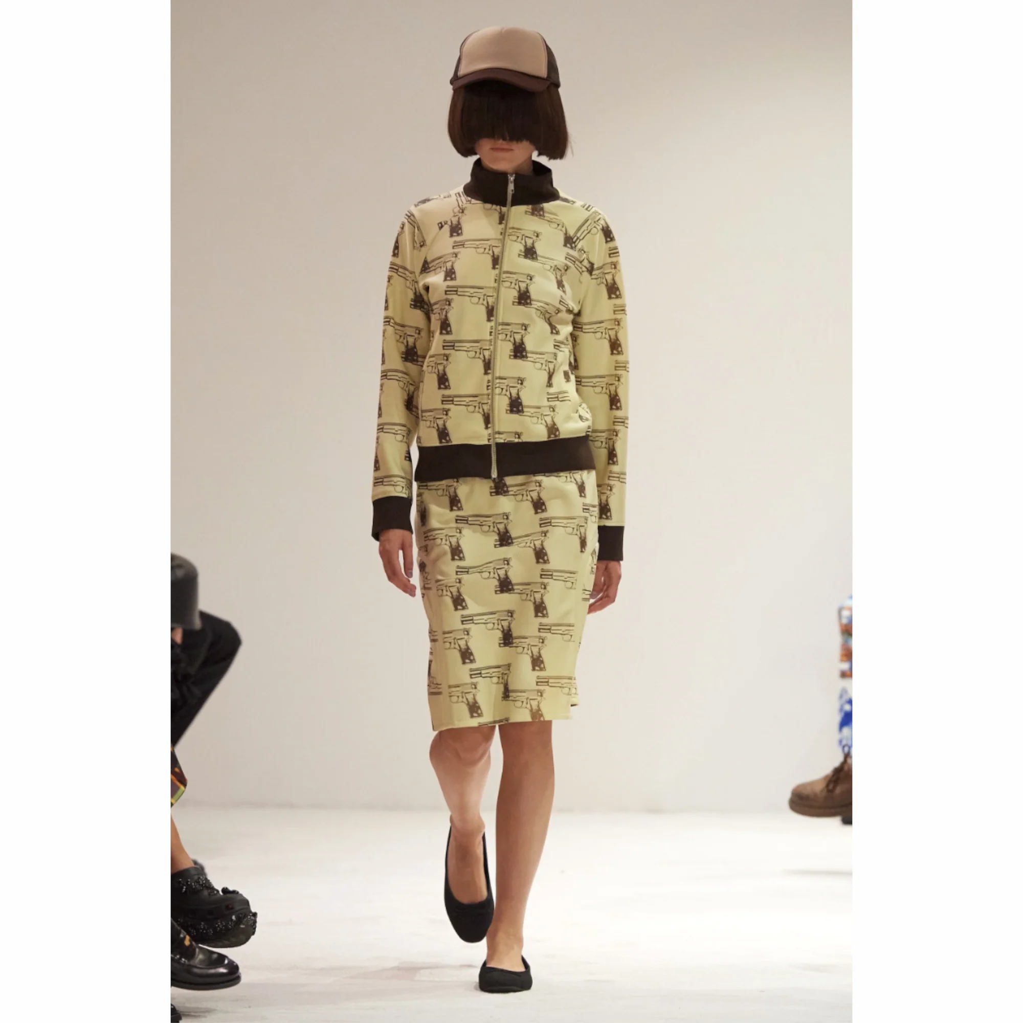 GUN TRACK JACKET - YELLOW - Image 2